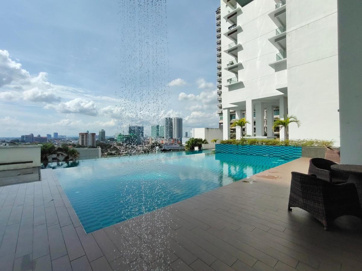 Glex Homes, Pinnacle Tower Johor Bahru Esterno foto